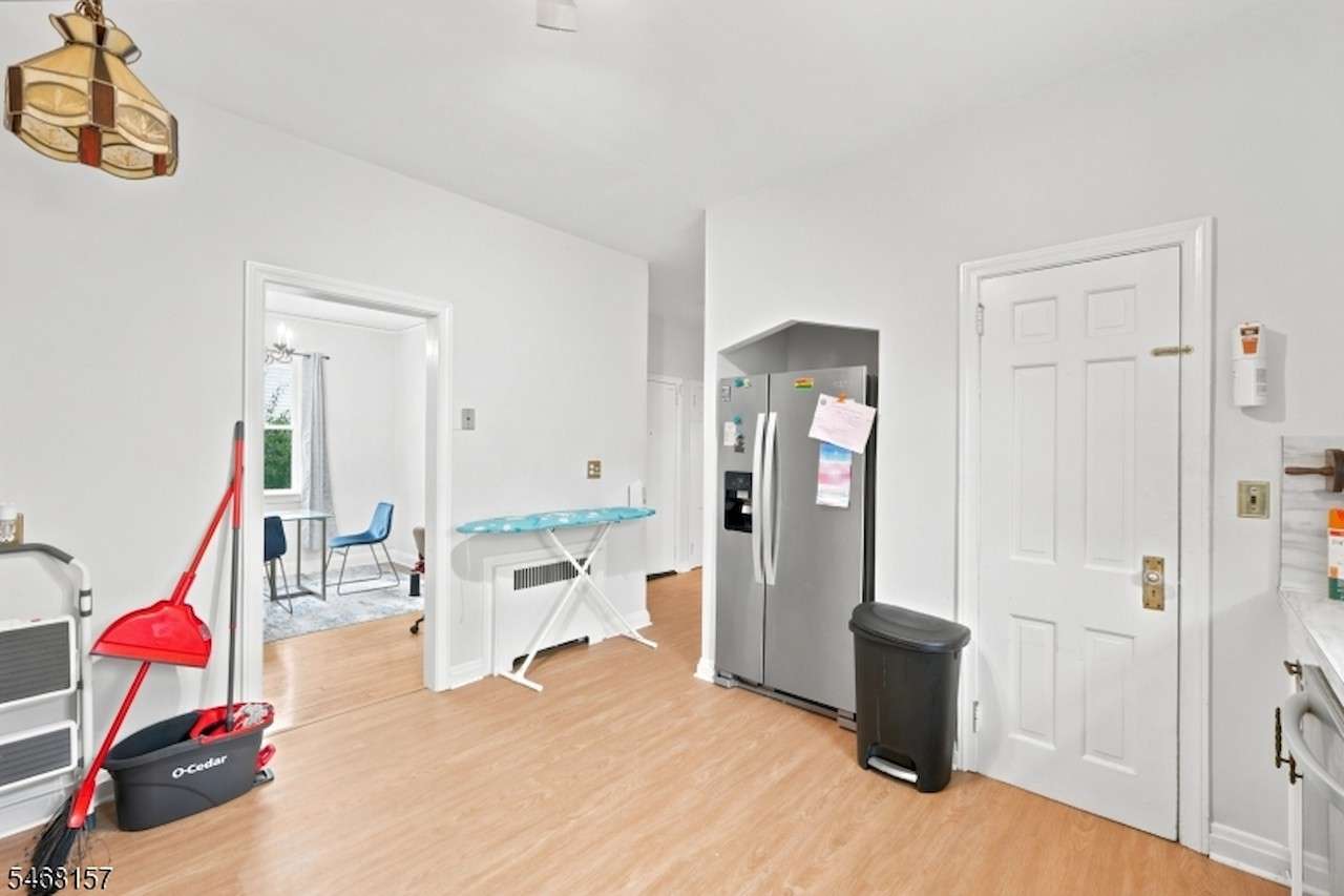 50 Maple St, Bloomfield, photo 7