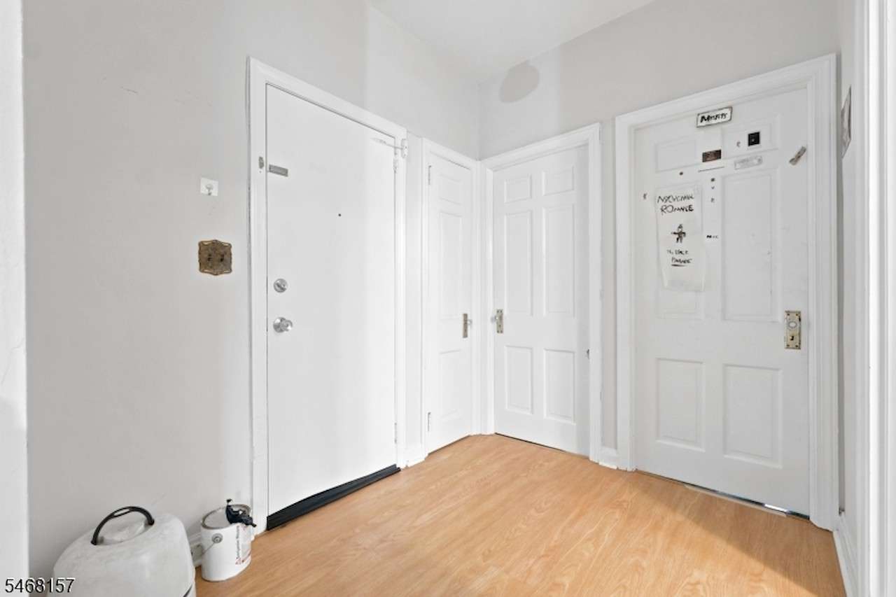 50 Maple St, Bloomfield, photo 10
