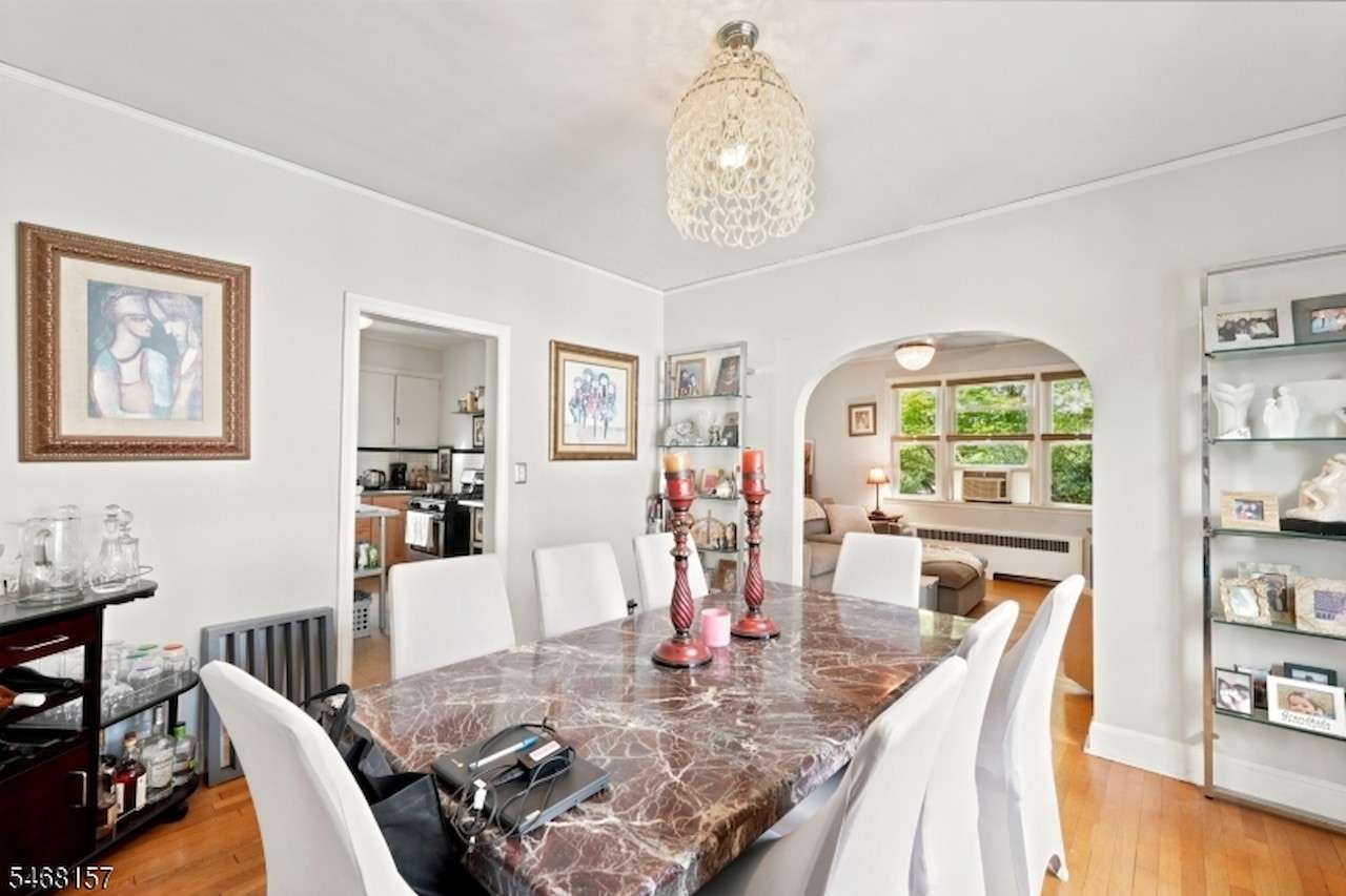 50 Maple St, Bloomfield, photo 17