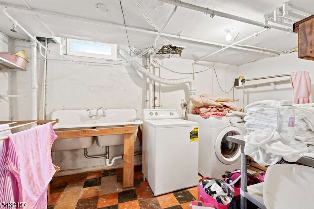 50 Maple St, Bloomfield, photo 31