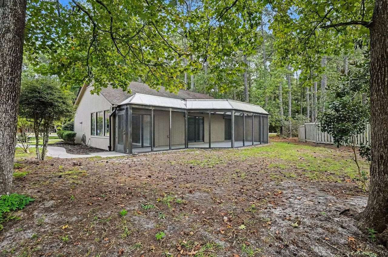 100 Hickory Dr, photo 10