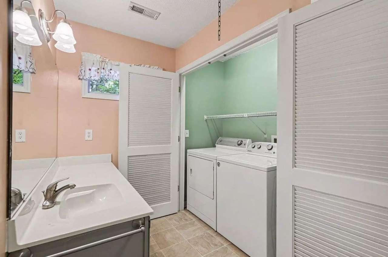 101 Moss Circle, photo 26