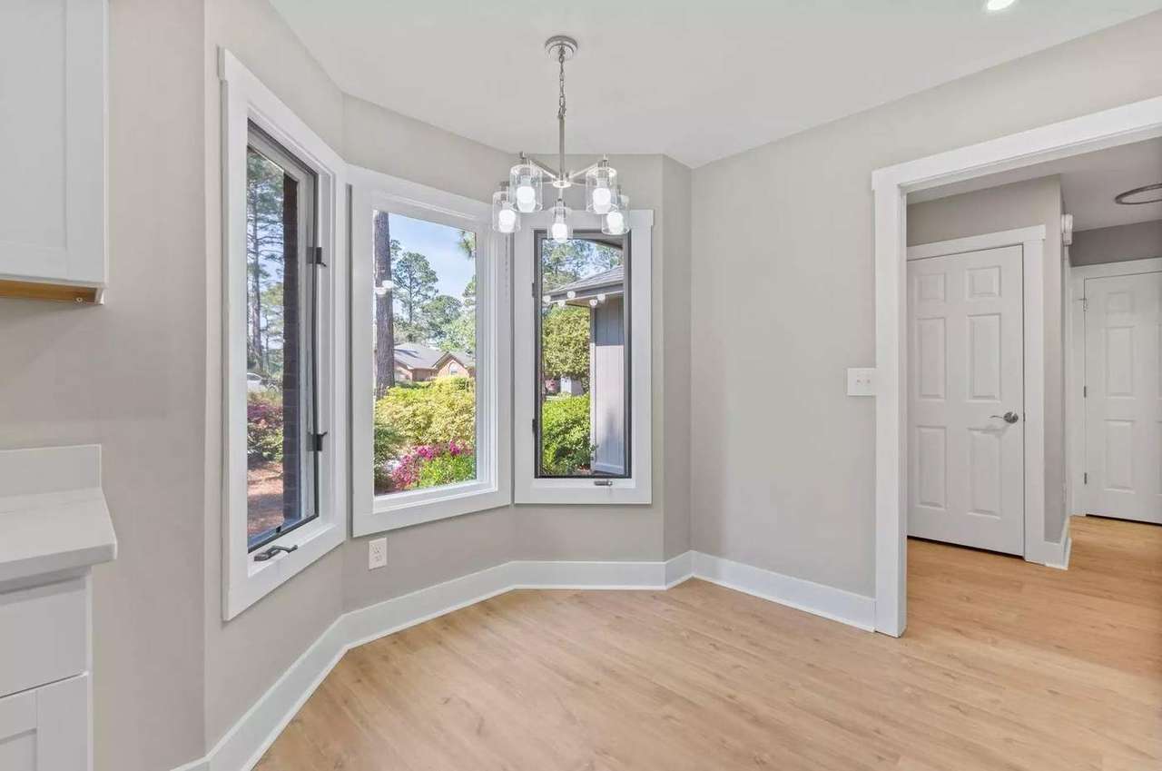 105 Moss Circle, photo 12