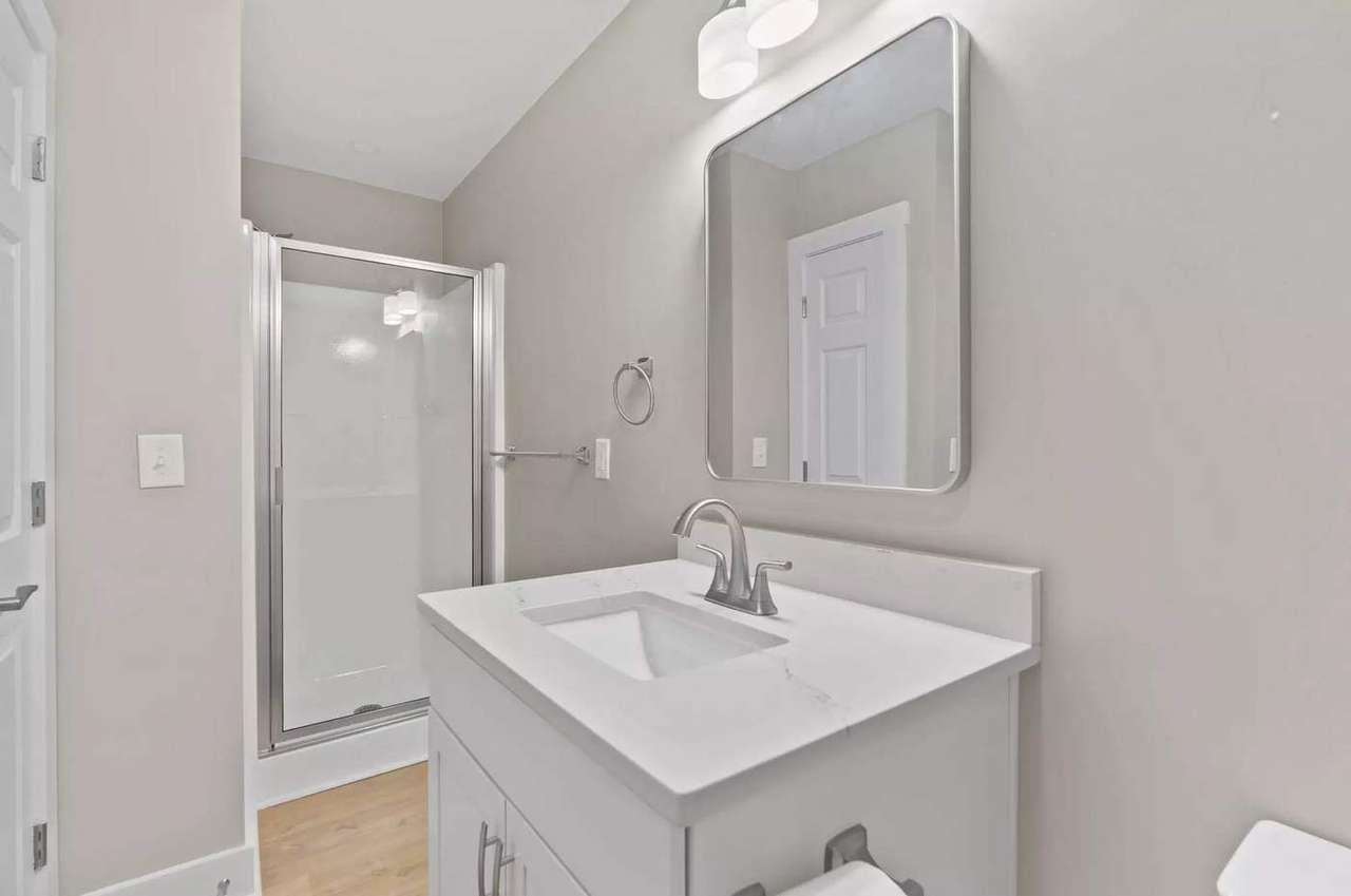 105 Moss Circle, photo 17