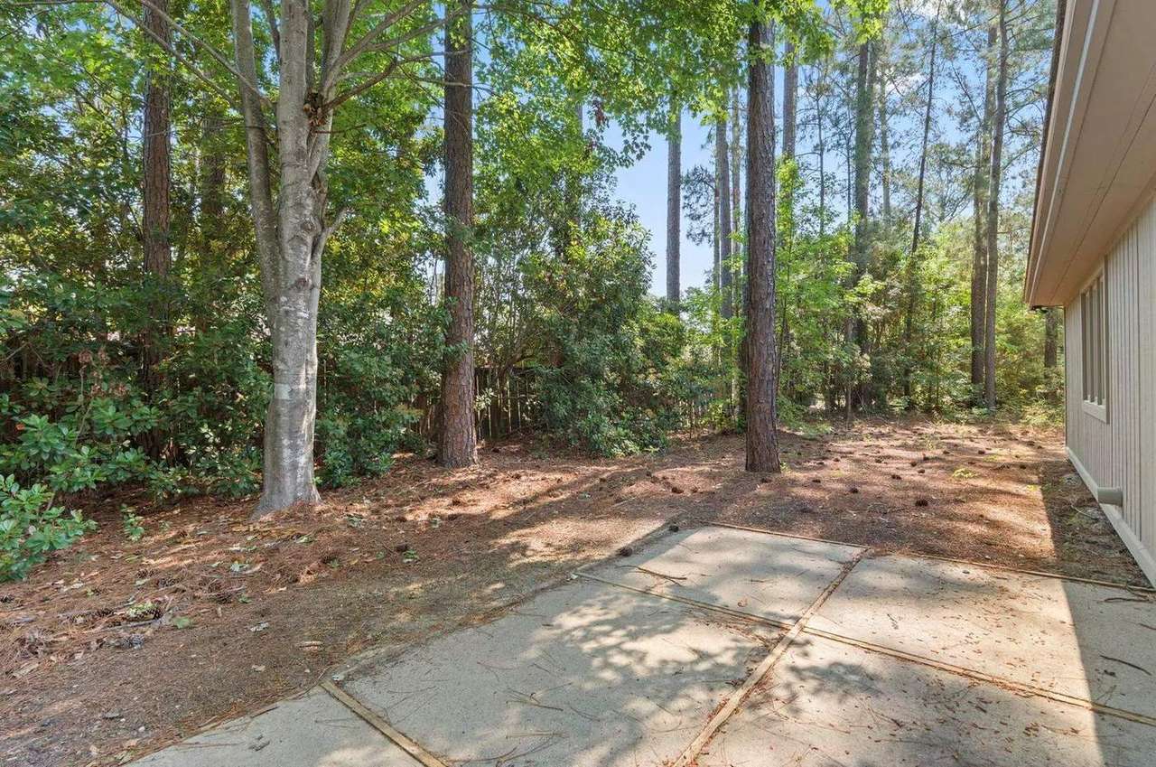 105 Moss Circle, photo 31