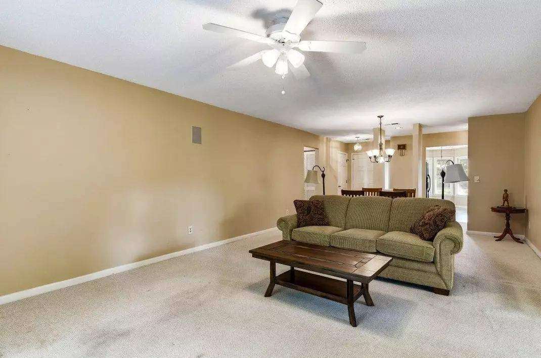 107 Mayberry Ln, photo 8