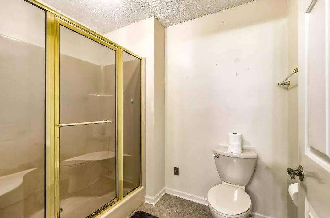 107 Mayberry Ln, photo 16