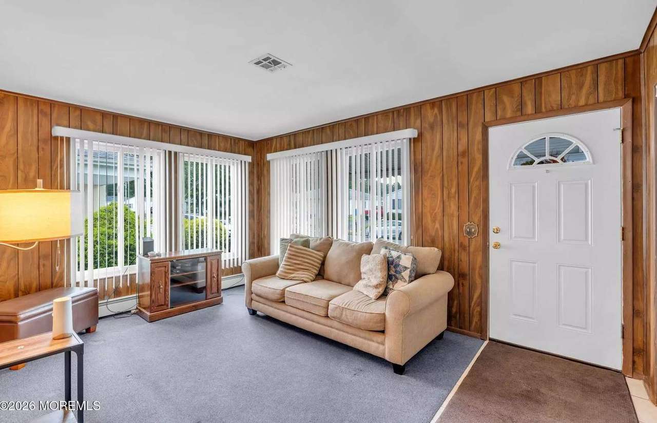 139 Bonaire Dr, photo 9
