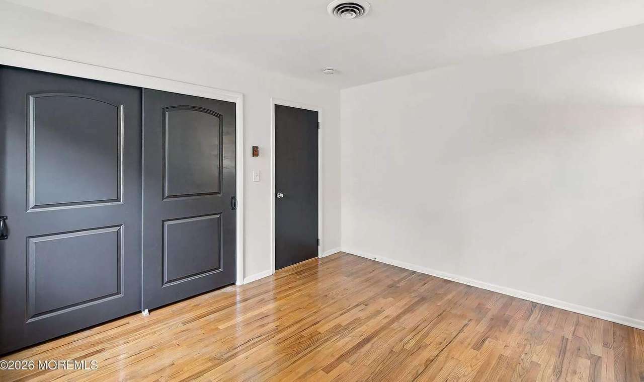 14 York St, photo 16