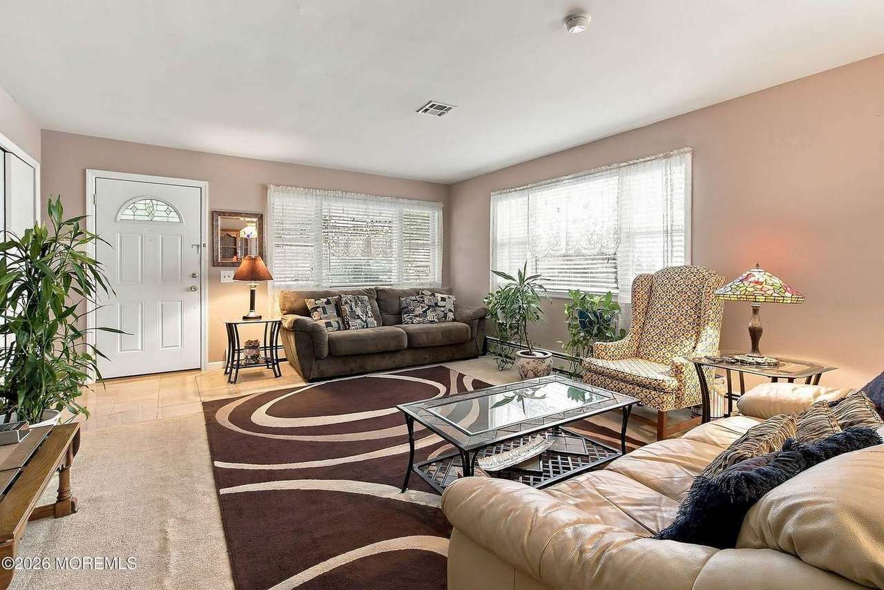 31 Redhook Bay Dr, photo 3