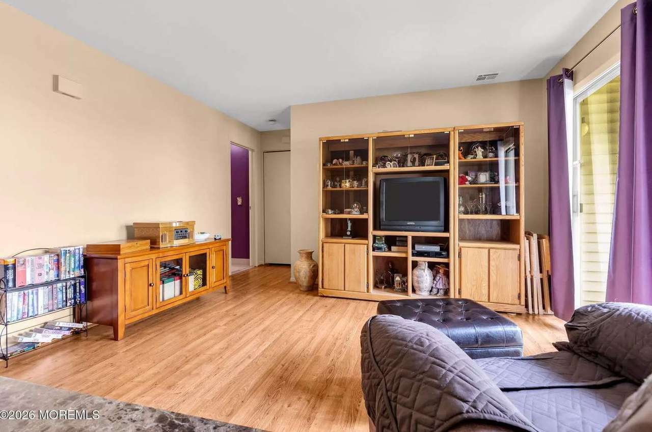 231 Atlantic St #39, photo 9