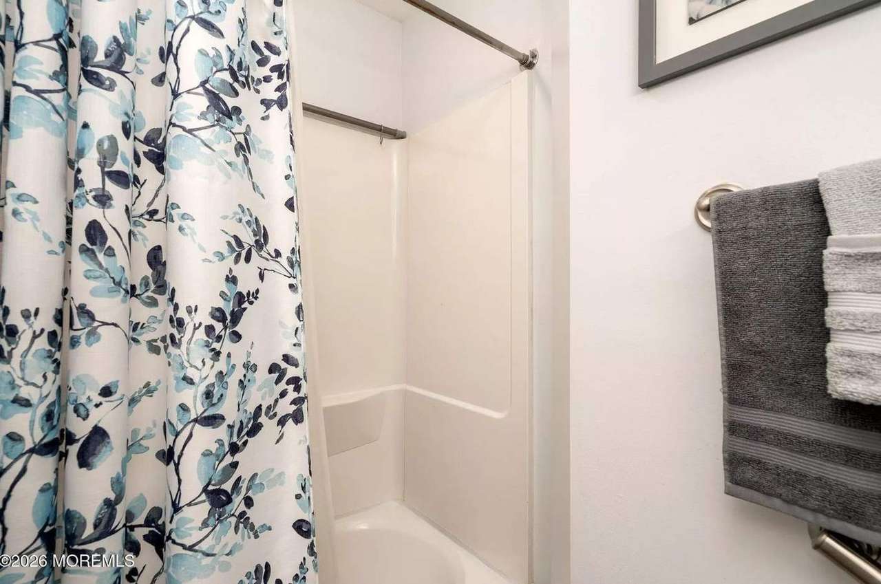30 Bonaire Dr, photo 24