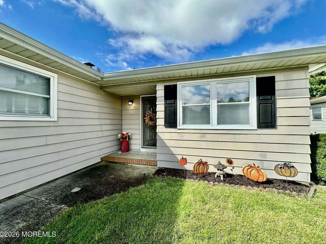 10 Biscayne St, photo 8