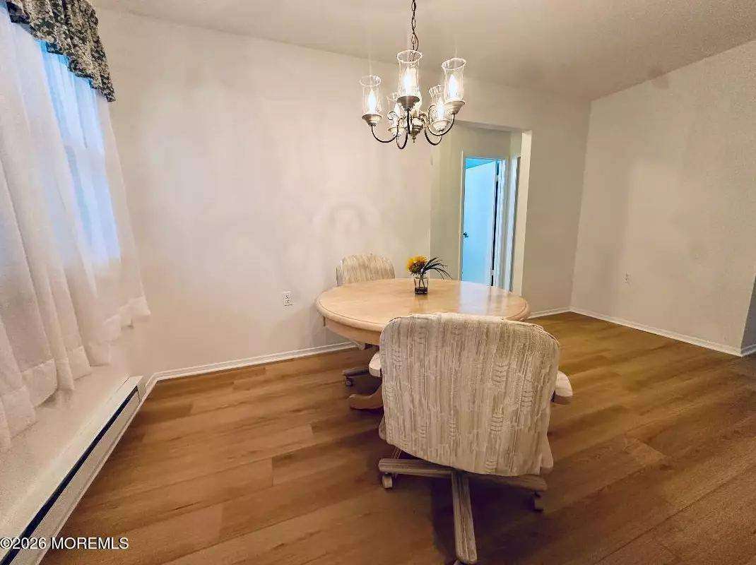 24 Orchard Dr, photo 8