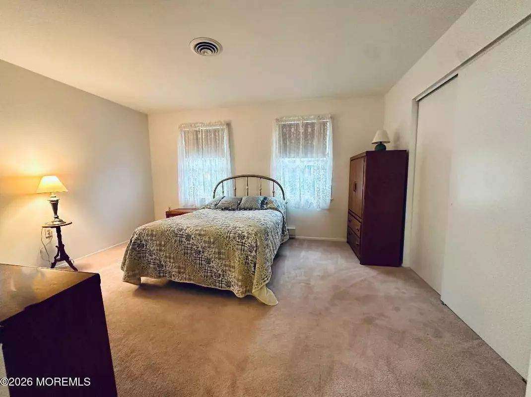 24 Orchard Dr, photo 20