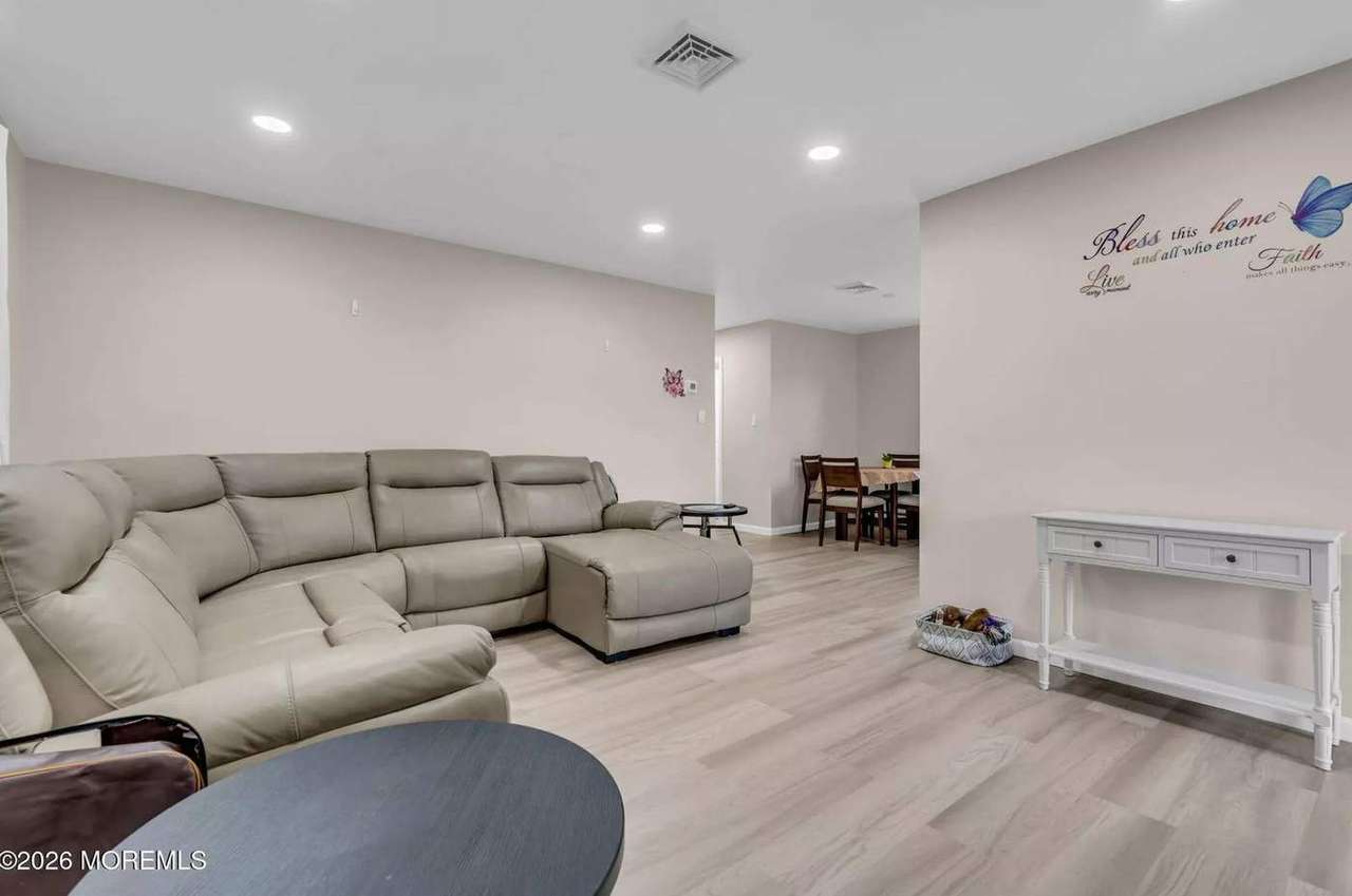 46 Falmouth St, photo 11