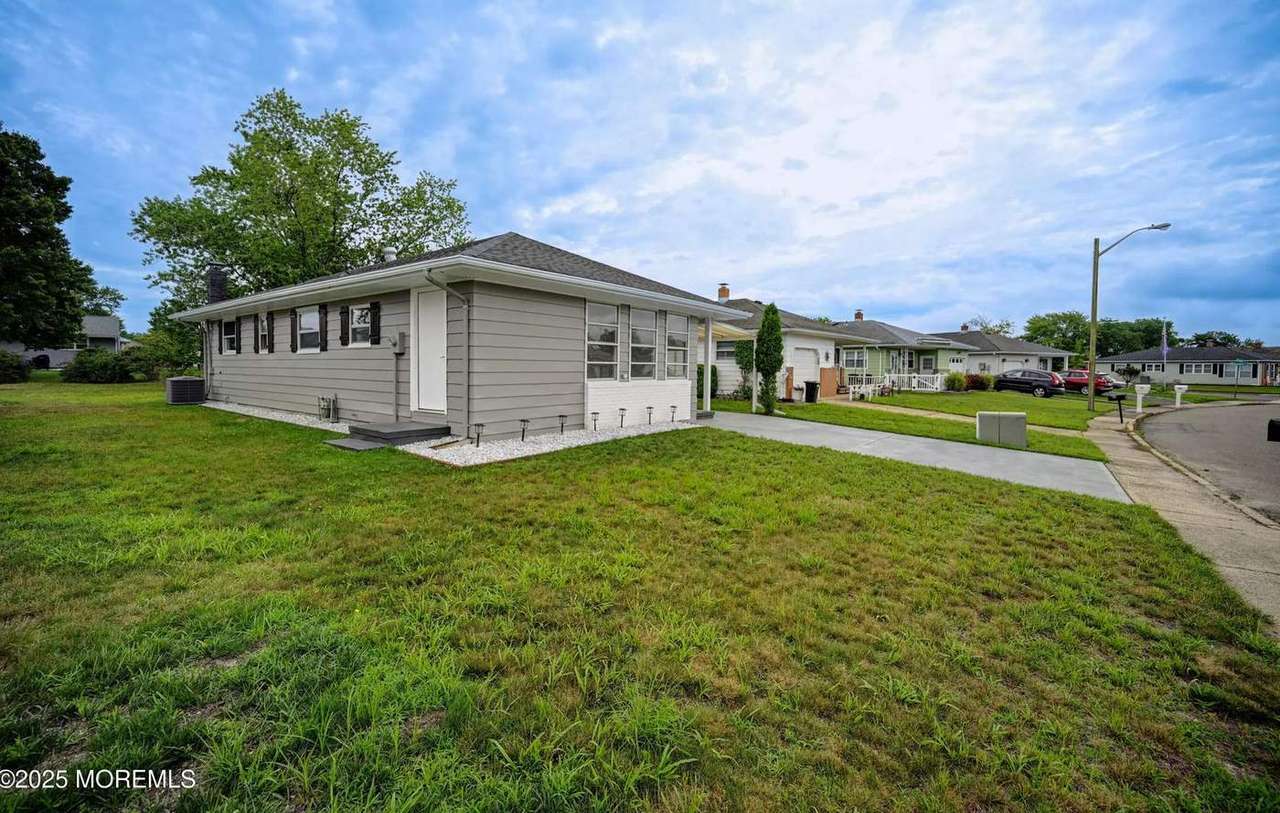 234 N Charlotteville Dr N, photo 13