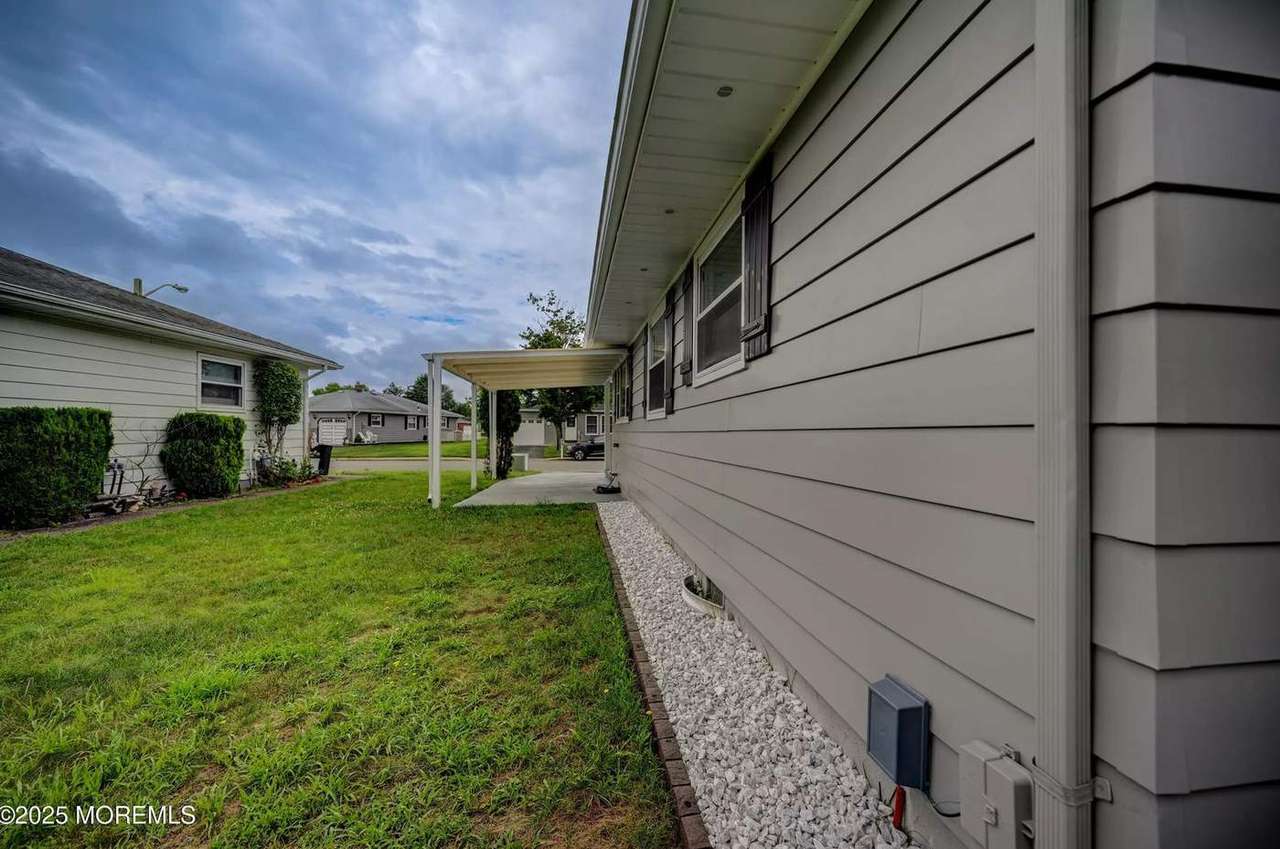 234 N Charlotteville Dr N, photo 15