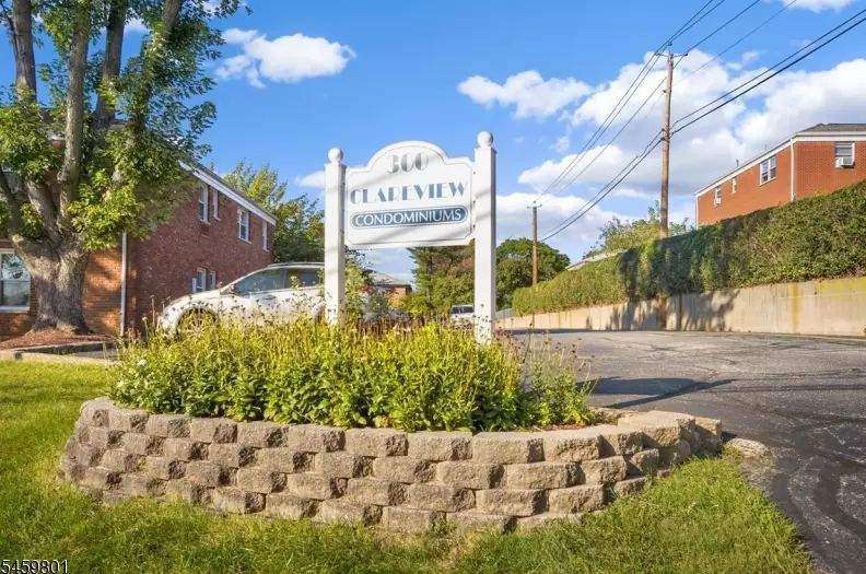 300 Claremont Ave #D1, photo 13
