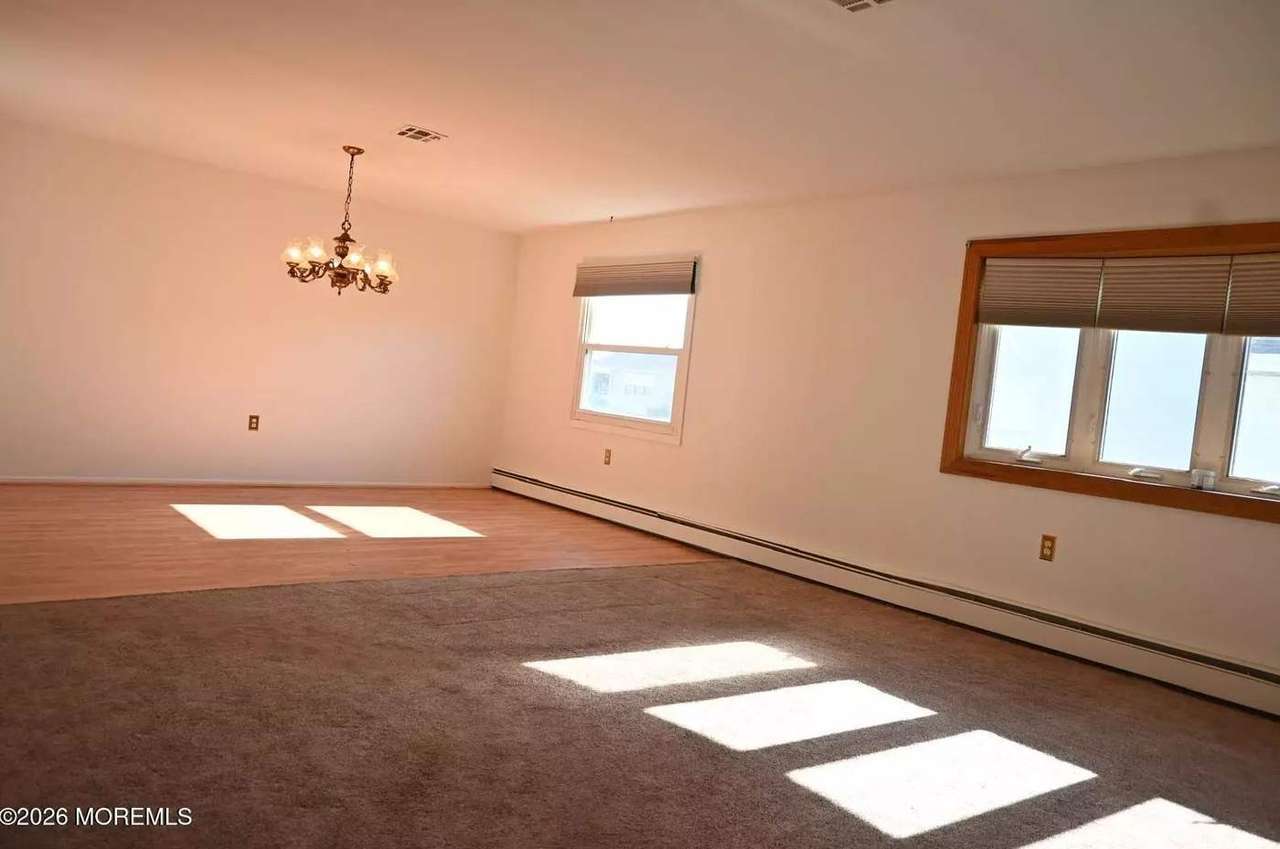 348 Costa Mesa Dr, photo 9
