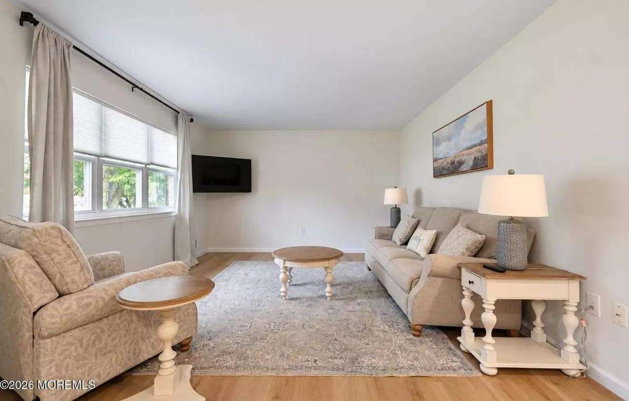 37 Haven Dr, photo 10