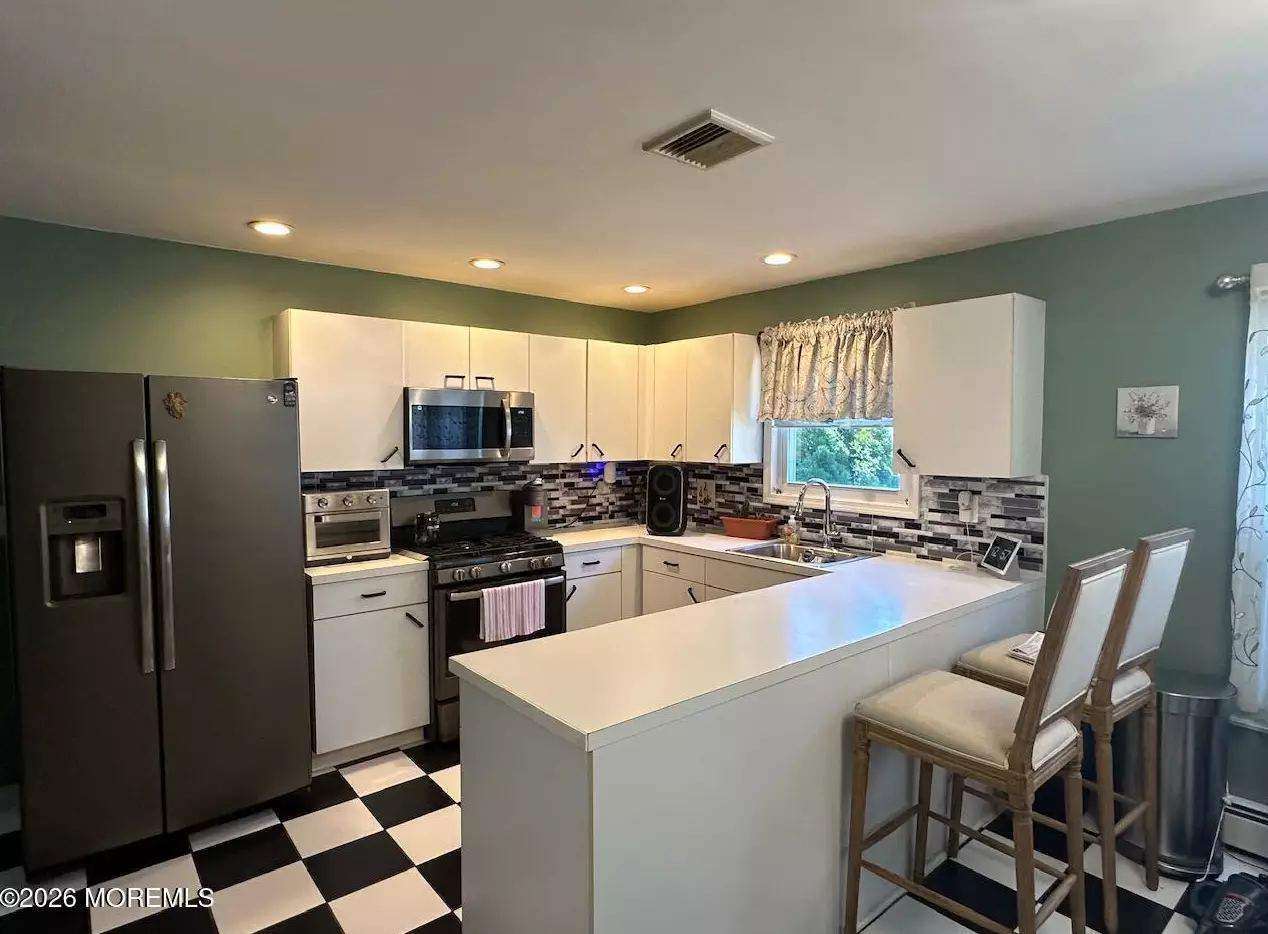 112 Santiago Dr, photo 4