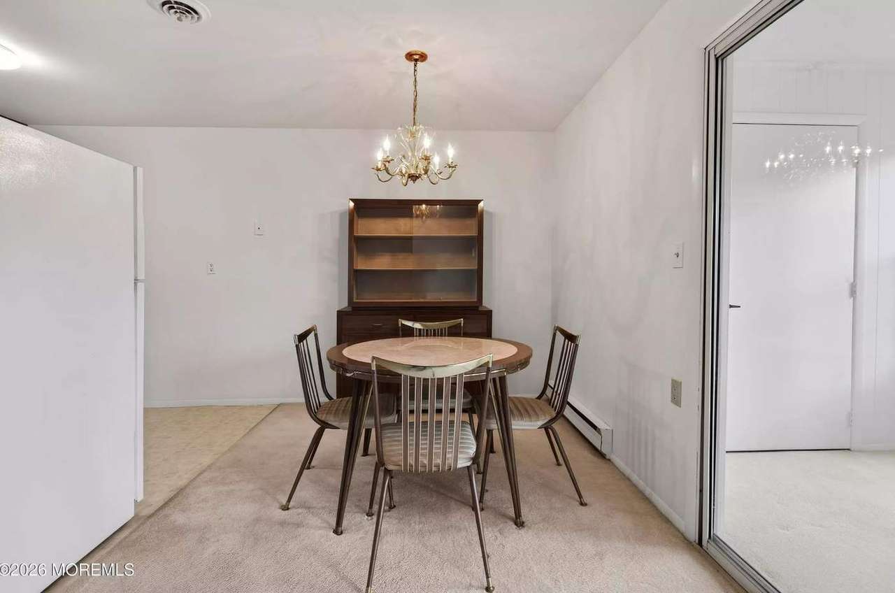 11C Cambridge Cir, photo 18