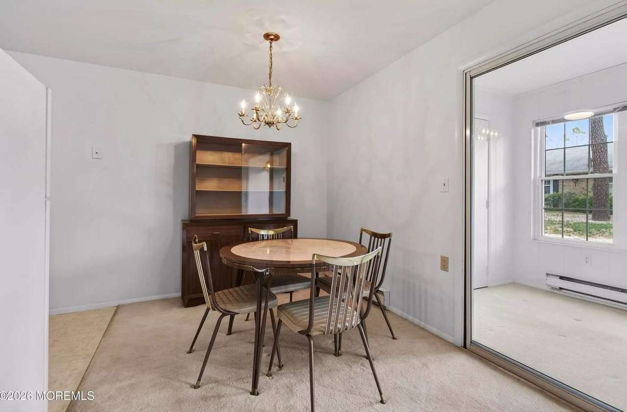 11C Cambridge Cir, photo 19