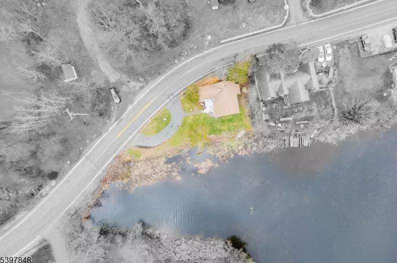 213 Otterhole Rd, photo 35