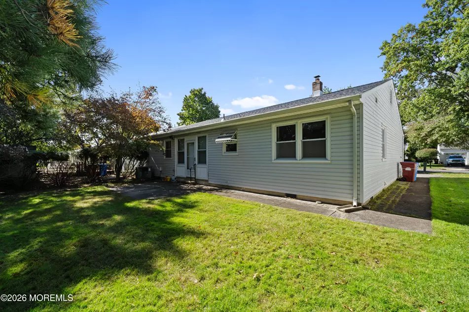 92 Castleton Dr, photo 10