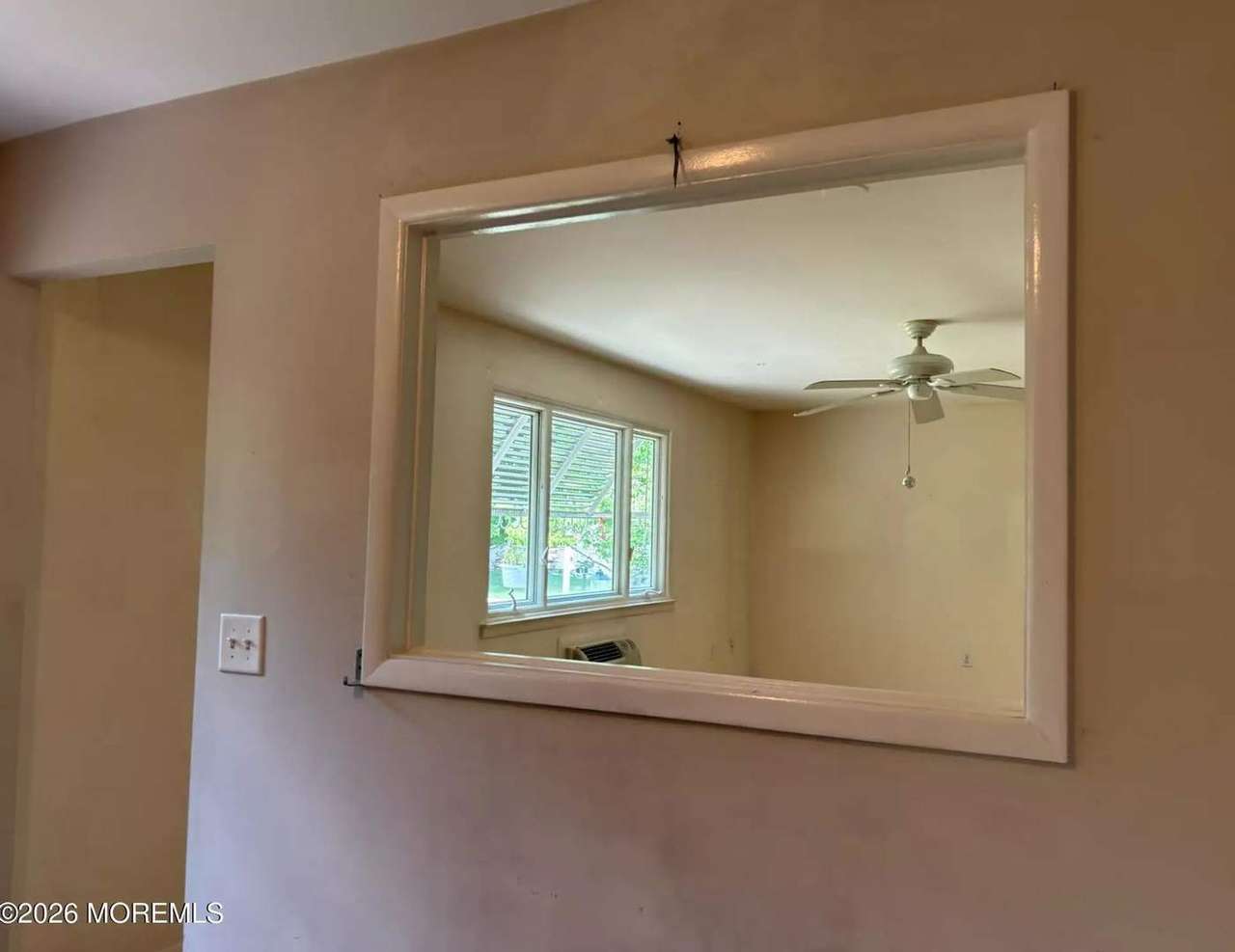 16 Milford Ave, photo 9