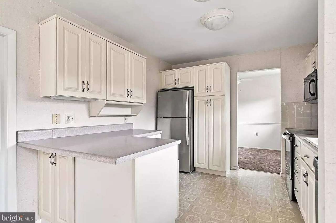 65 Norwalk Ave, photo 7