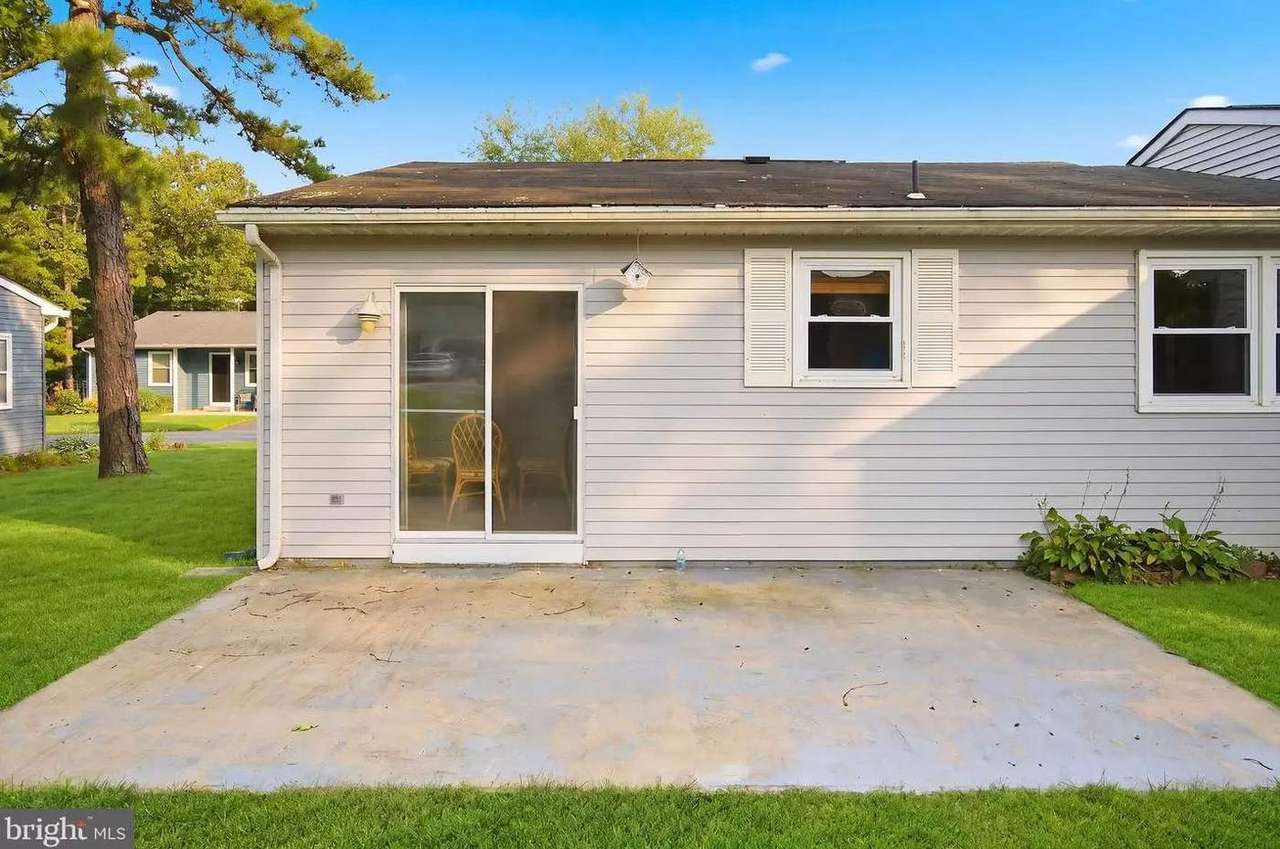 65 Norwalk Ave, photo 20