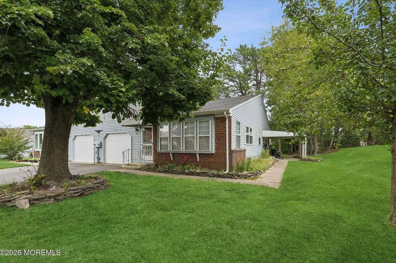 6 Alpine Rd #B, photo 2