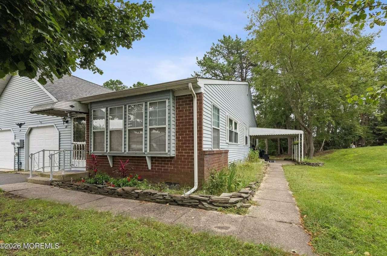 6 Alpine Rd #B, photo 3