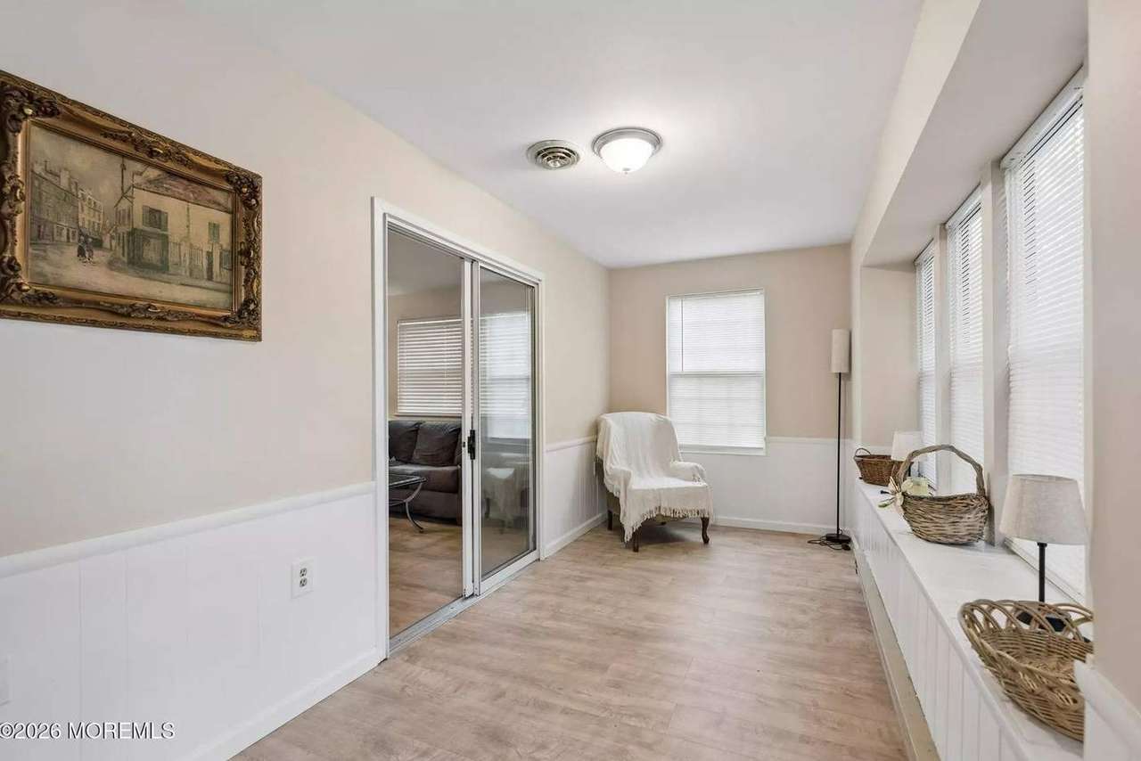 6 Alpine Rd #B, photo 5