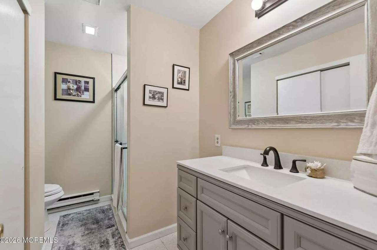 6 Alpine Rd #B, photo 16