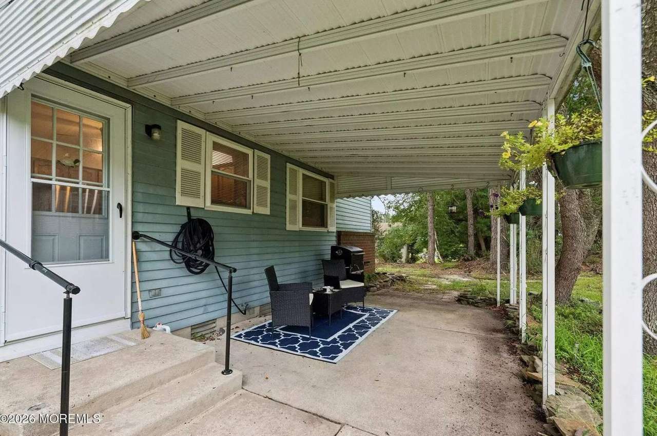 6 Alpine Rd #B, photo 18