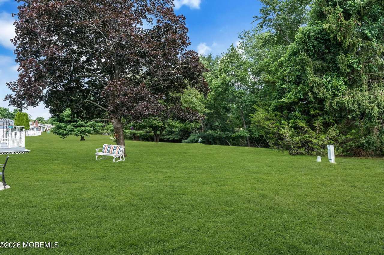 106 Fort De France Ave, photo 3