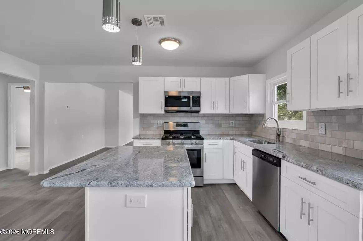 106 Fort De France Ave, photo 30