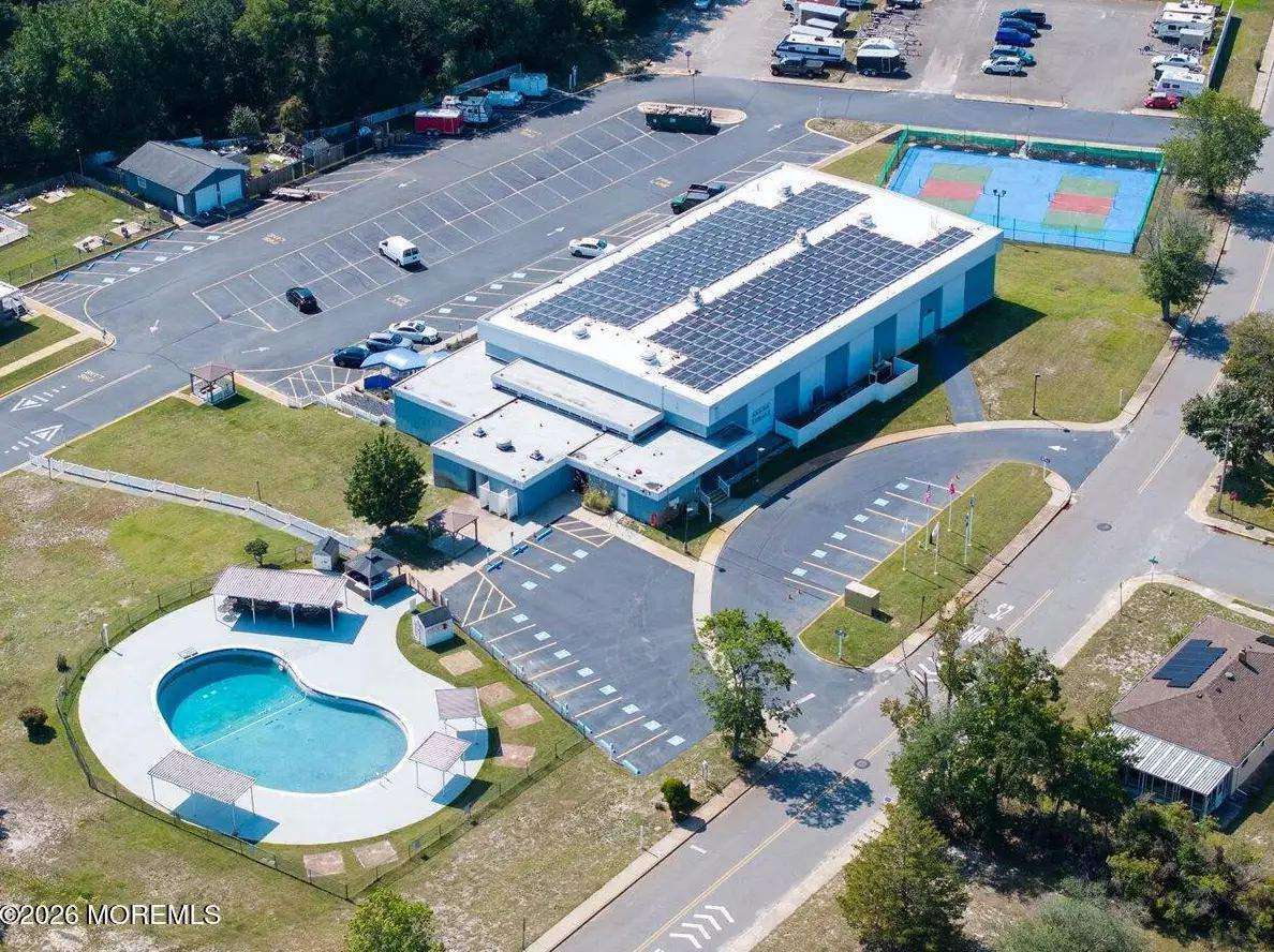 385 Barbados Dr N, photo 22