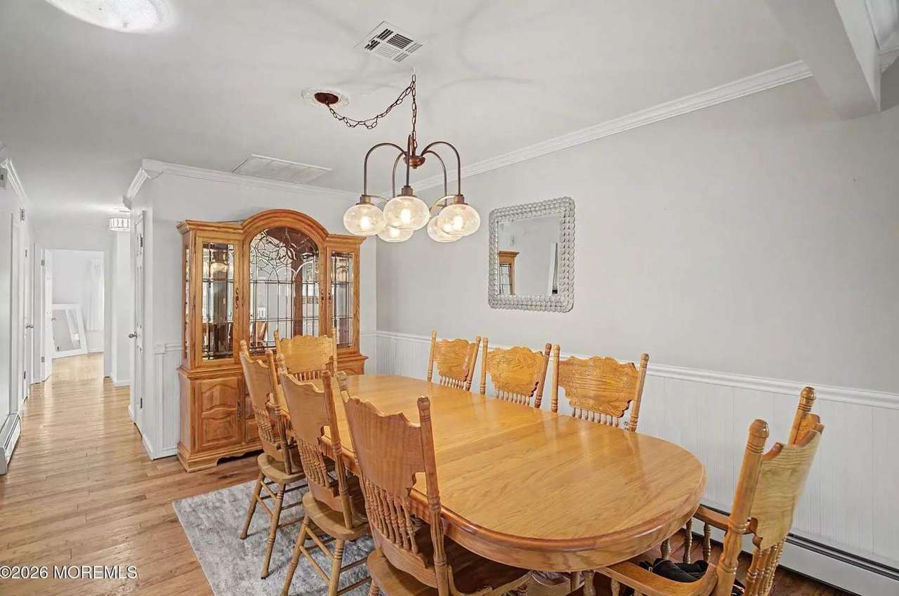 5 Pulaski Blvd, photo 10
