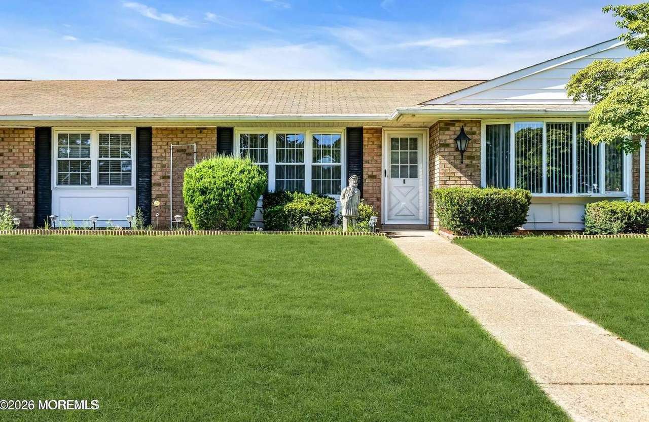 116C Buckingham Dr N, photo 28