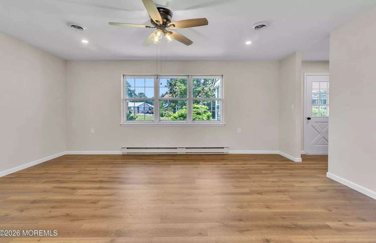 27D Cambridge Cir, photo 22