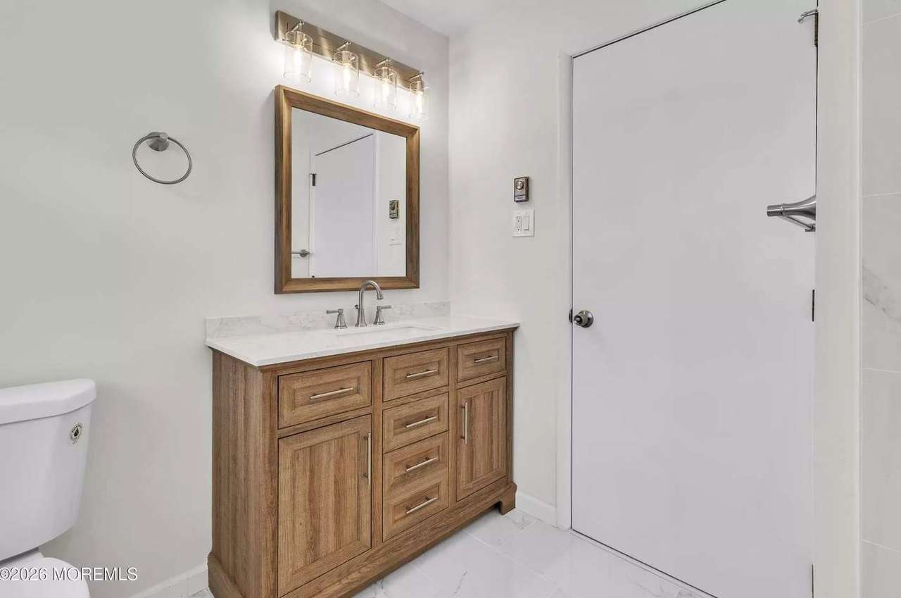 32D Yorkshire Ct, photo 20