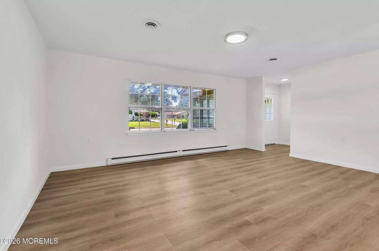32D Yorkshire Ct, photo 31