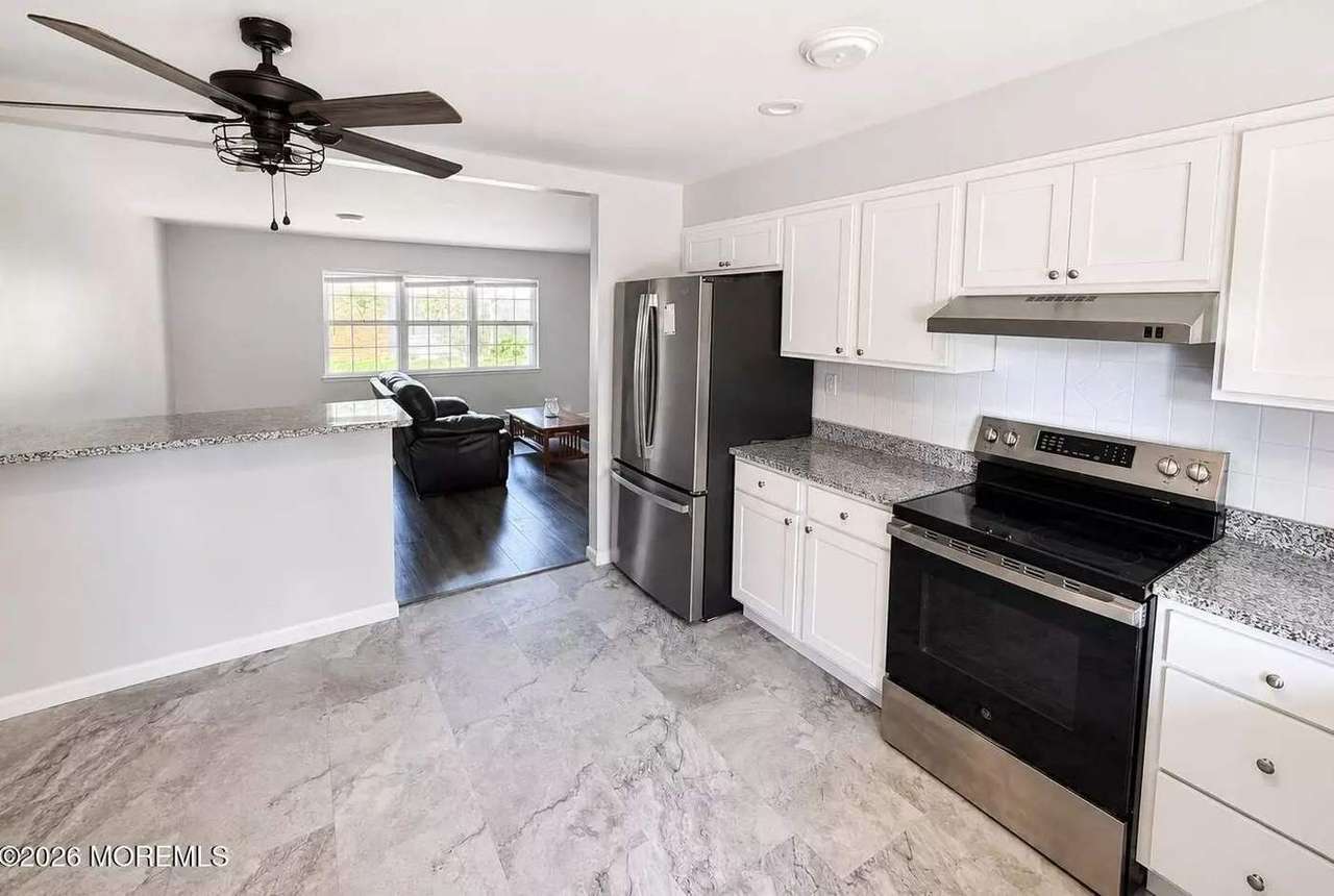 34A Cambridge Cir, photo 8