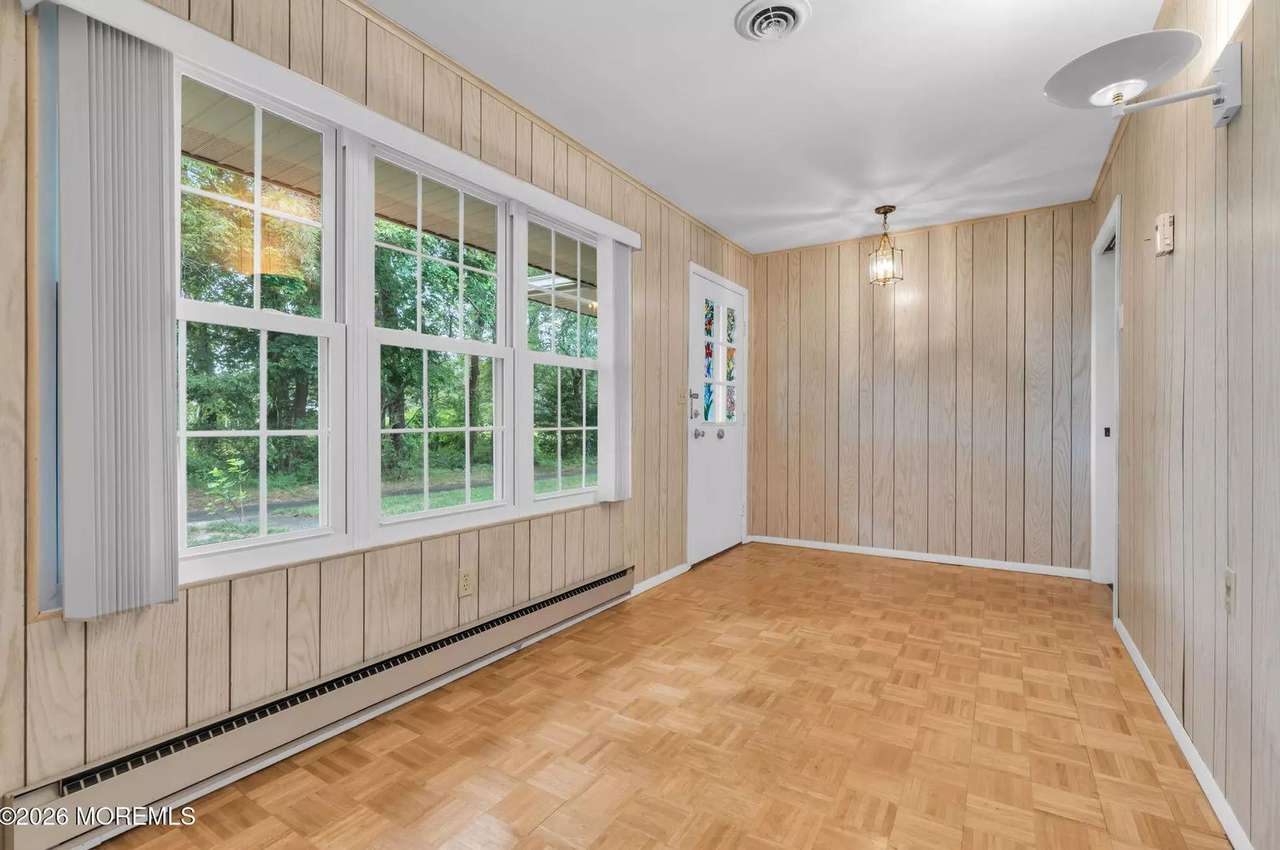 35B Gramercy Ln, photo 3