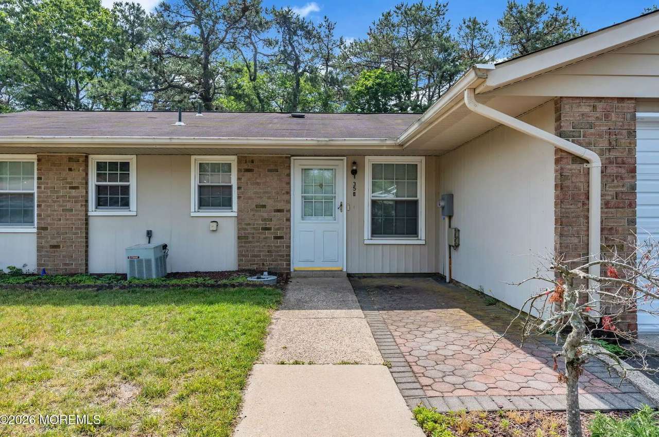 35B Gramercy Ln, photo 18