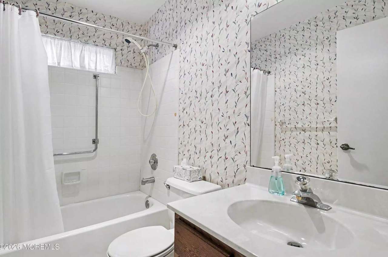 817A Liverpool Cir, photo 20